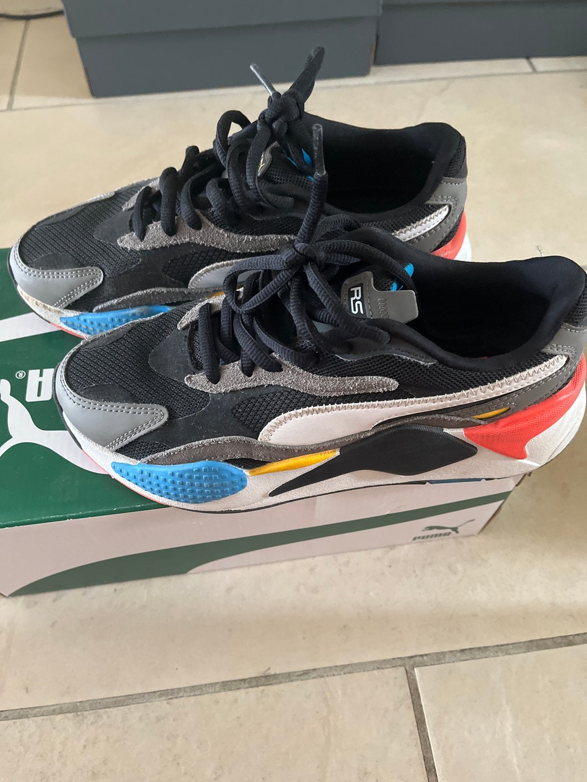 Puma RS-X Sneakers Zwart/Multi-color - Maat 38.5, Kleding | Heren, Schoenen, Ophalen, Zo goed als nieuw, Zwart, Sneakers of Gympen