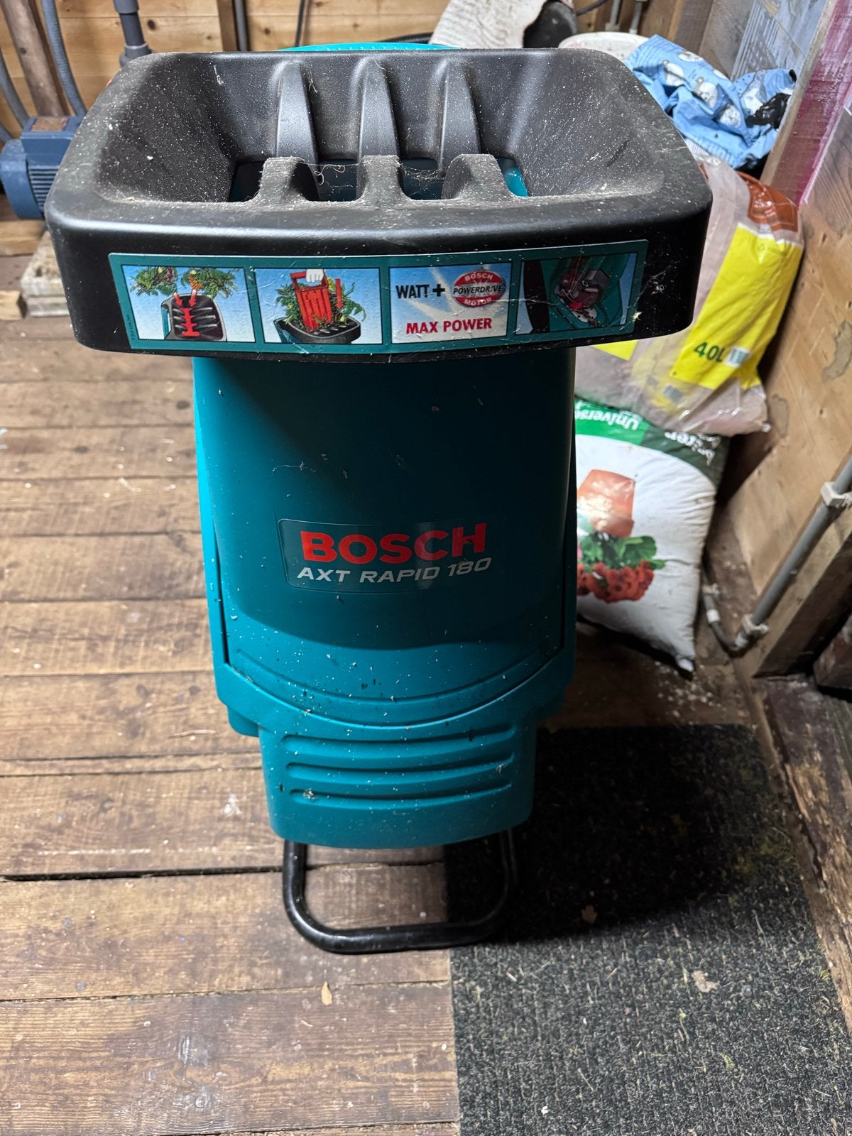 Bosch AXT Rapid 180 Hakselaar - Zo goed als nieuw, Ophalen, Zo goed als nieuw, Elektrisch