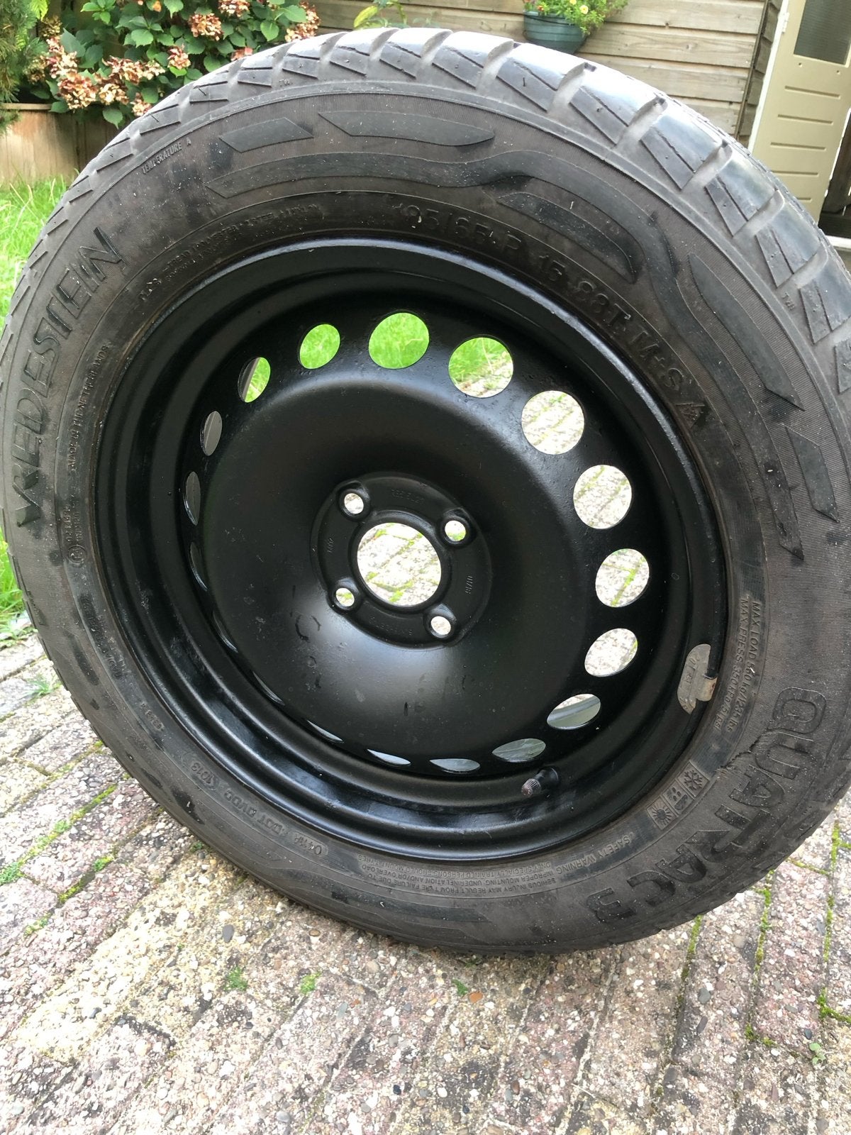 Reservewiel Renault Clio 4 Vredestein 185/65 R15 met krik, Auto-onderdelen, Banden en Velgen, Ophalen, Gebruikt, 15 inch, Banden en Velgen