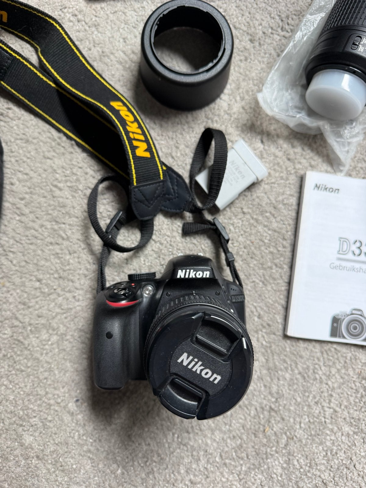Nikon D3300 DSLR met 2 lenzen & batterijen, tas/accessoires, Ophalen, Gebruikt, Spiegelreflex, Nikon