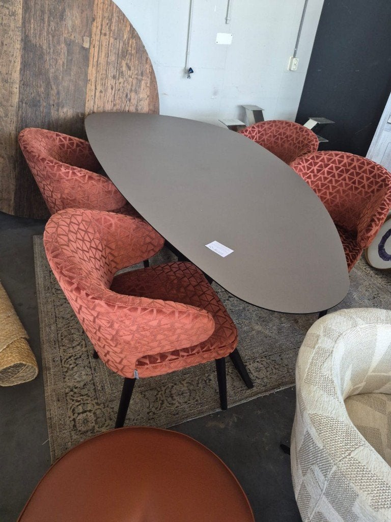Richmond Interiors Indigo eetkamerstoel — Rood/Terracotta, Ophalen, Hout, Zo goed als nieuw, Vier