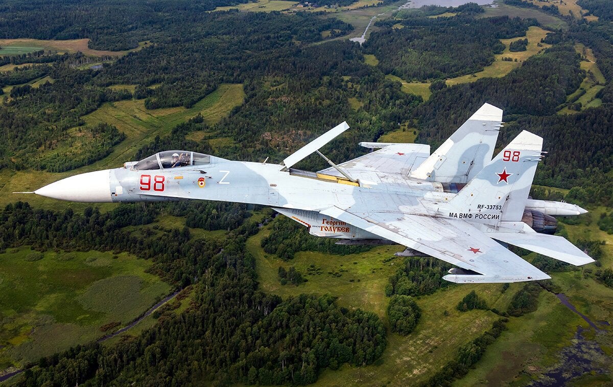 Hobby Master HA6019 | Sukhoi Su-27P Flanker B, Ophalen, Schaalmodel, Nieuw, Pilot Station