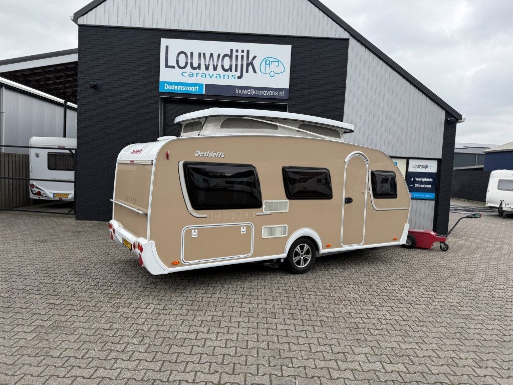 DETHLEFFS Tourist 460 DB ’15 (Mover, Hefdak), Vast bed, Rondzit, Bedrijf, Tot en met 4
