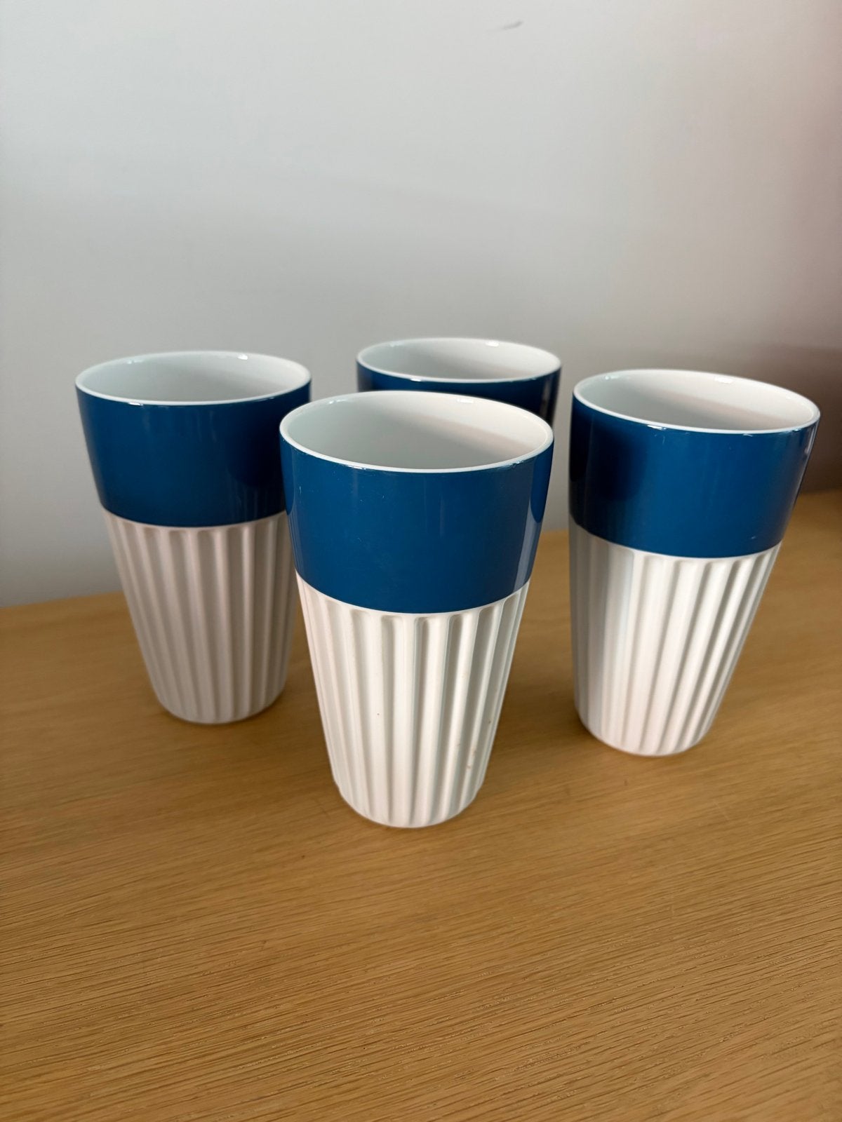 Mooie porseleinen mokken van Thomas, Rosenthal group, Huis en Inrichting, Overige merken, Zo goed als nieuw, Overige stijlen, Porselein