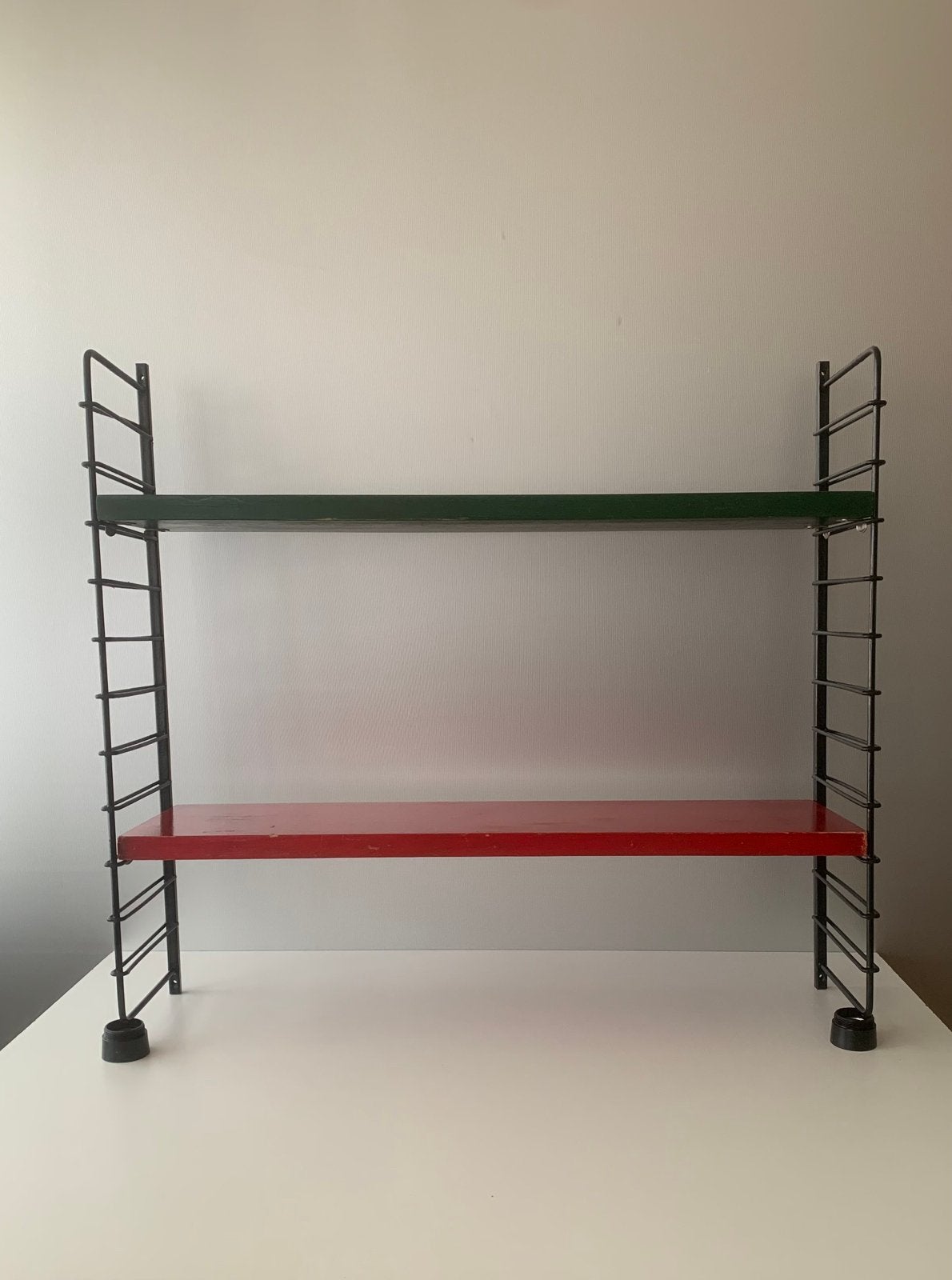 Vintage string wall rack silence minus light, Huis en Inrichting, Woonaccessoires | Wandplanken en Boekenplanken, Ophalen of Verzenden