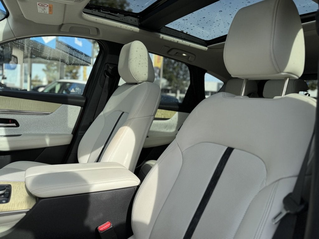 Foto 7 van Mazda CX-60 2.5 PHEV Takumi | CS & DA Pack | Panoramadak