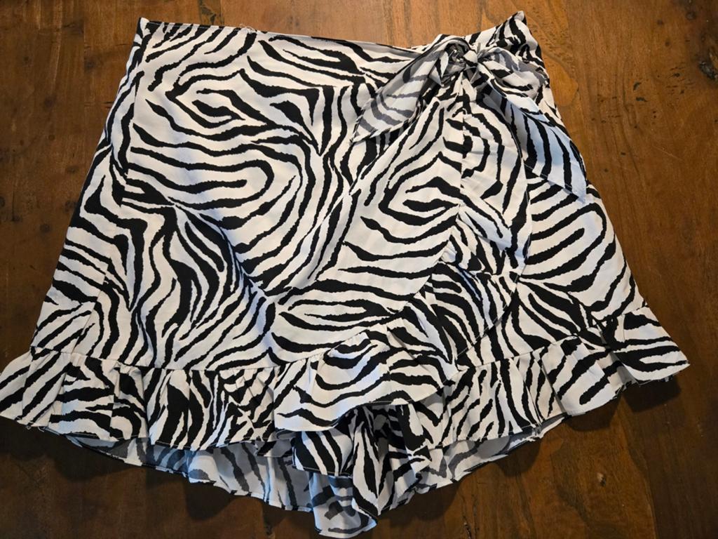 Loavies zebra print broekje/rokje maat XL, Kleding | Dames, Rokken, Zwart, Maat 42/44 (L), Ophalen of Verzenden, Boven de knie