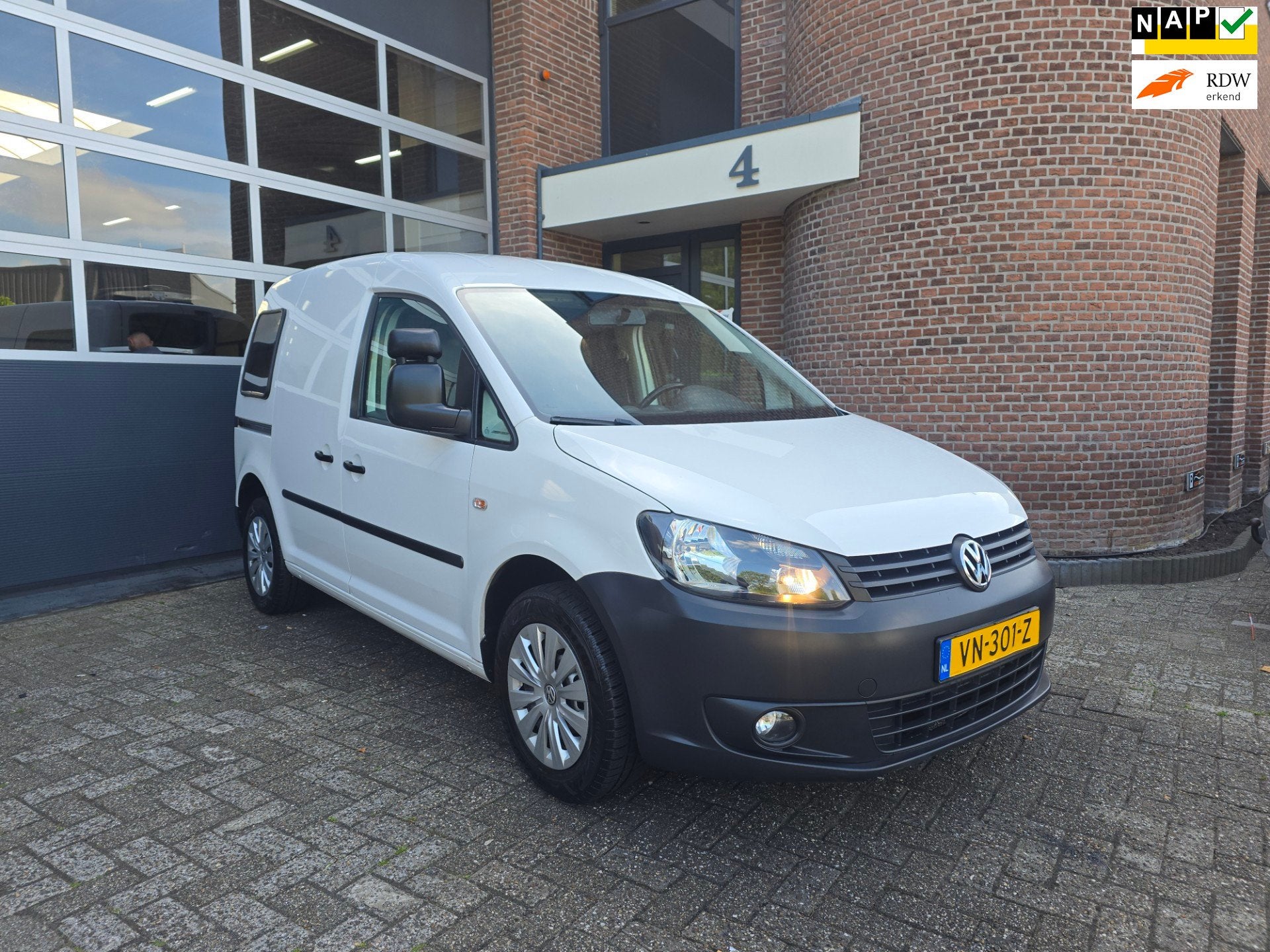 Volkswagen Caddy 2.0 Ecofuel Airco |PDC |Apk |Nap, Auto's, Voorwielaandrijving, Euro 5, Gebruikt, Volkswagen
