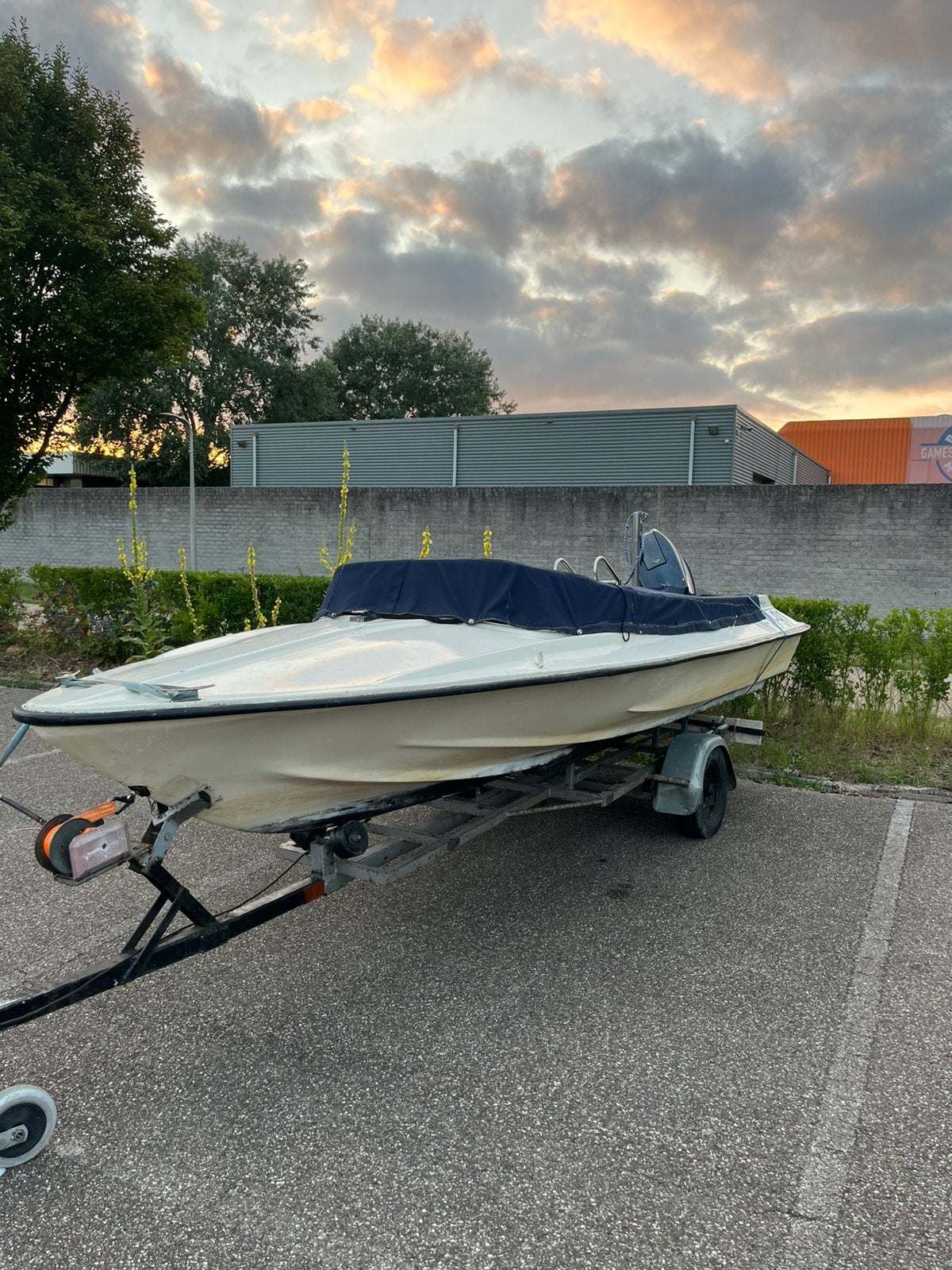 Speedboot yamaha 55pk met trailer, Watersport en Boten, Bootonderdelen, Gebruikt, Motor en Techniek, Motorboot, Ophalen