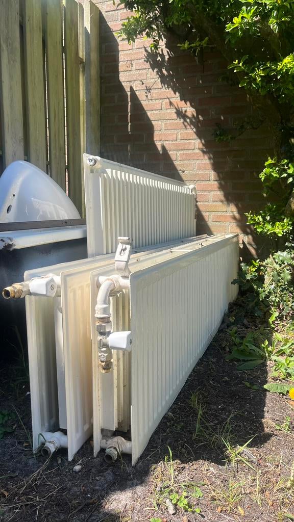 Radiator, Ophalen, 30 tot 80 cm, Gebruikt, Radiator