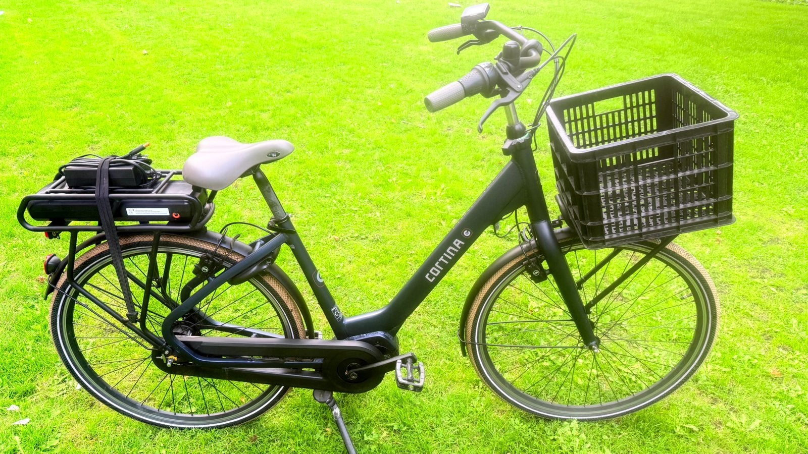 Luxe goede moederfiets E-bike Cortina Common Familiy 50cm N7, Velgrem, Dubbele standaard, Zo goed als nieuw, 50 tot 53 cm
