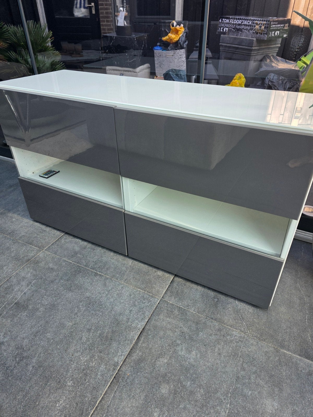 Kastje met glasplaat en LED verlichting - 130x42x66cm, Huis en Inrichting, Ophalen of Verzenden