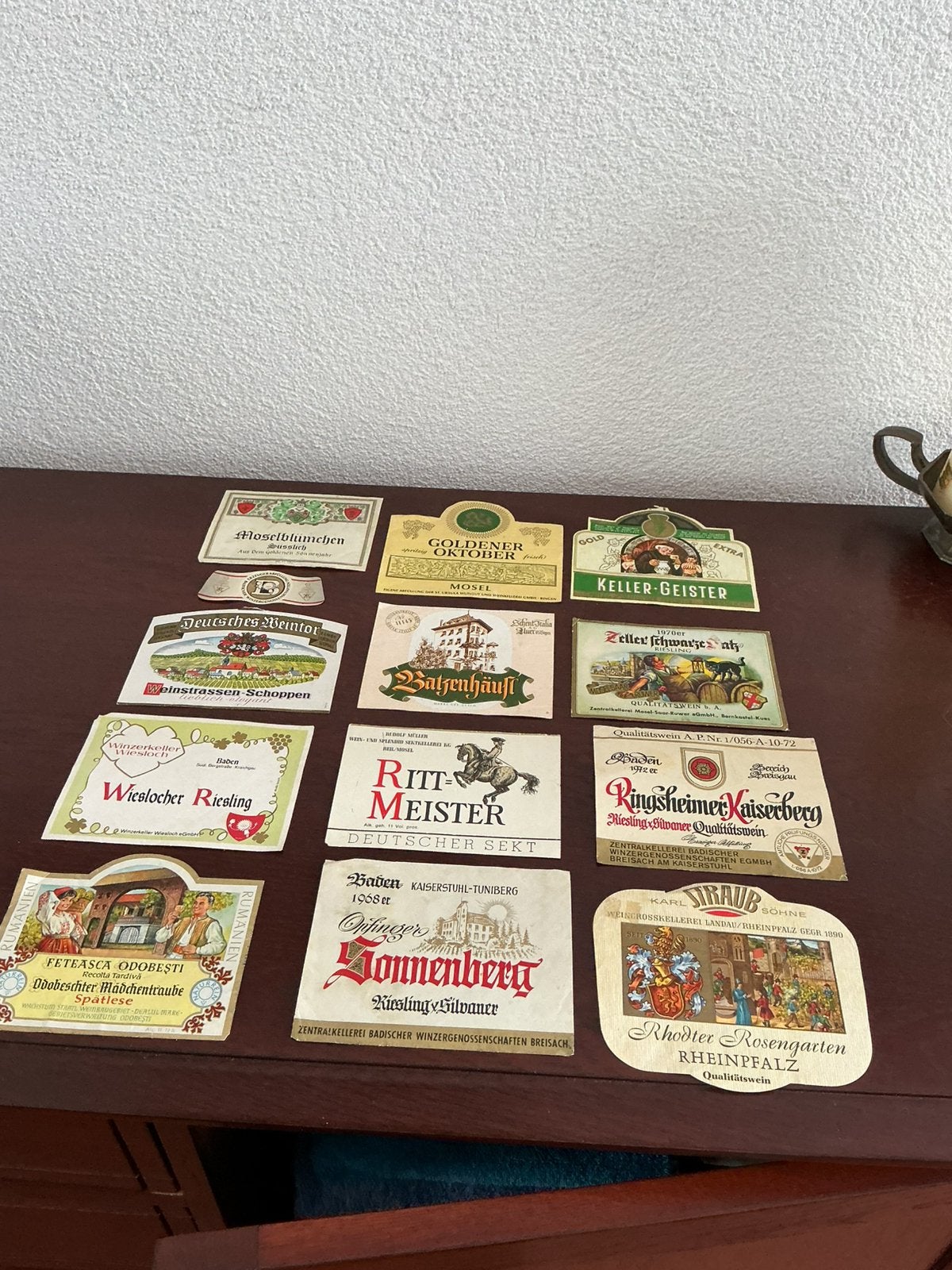 Vintage wijnetiketten, zie de foto’s, Verzamelen, Ophalen, Gebruikt, Overige gebieden, Overige typen