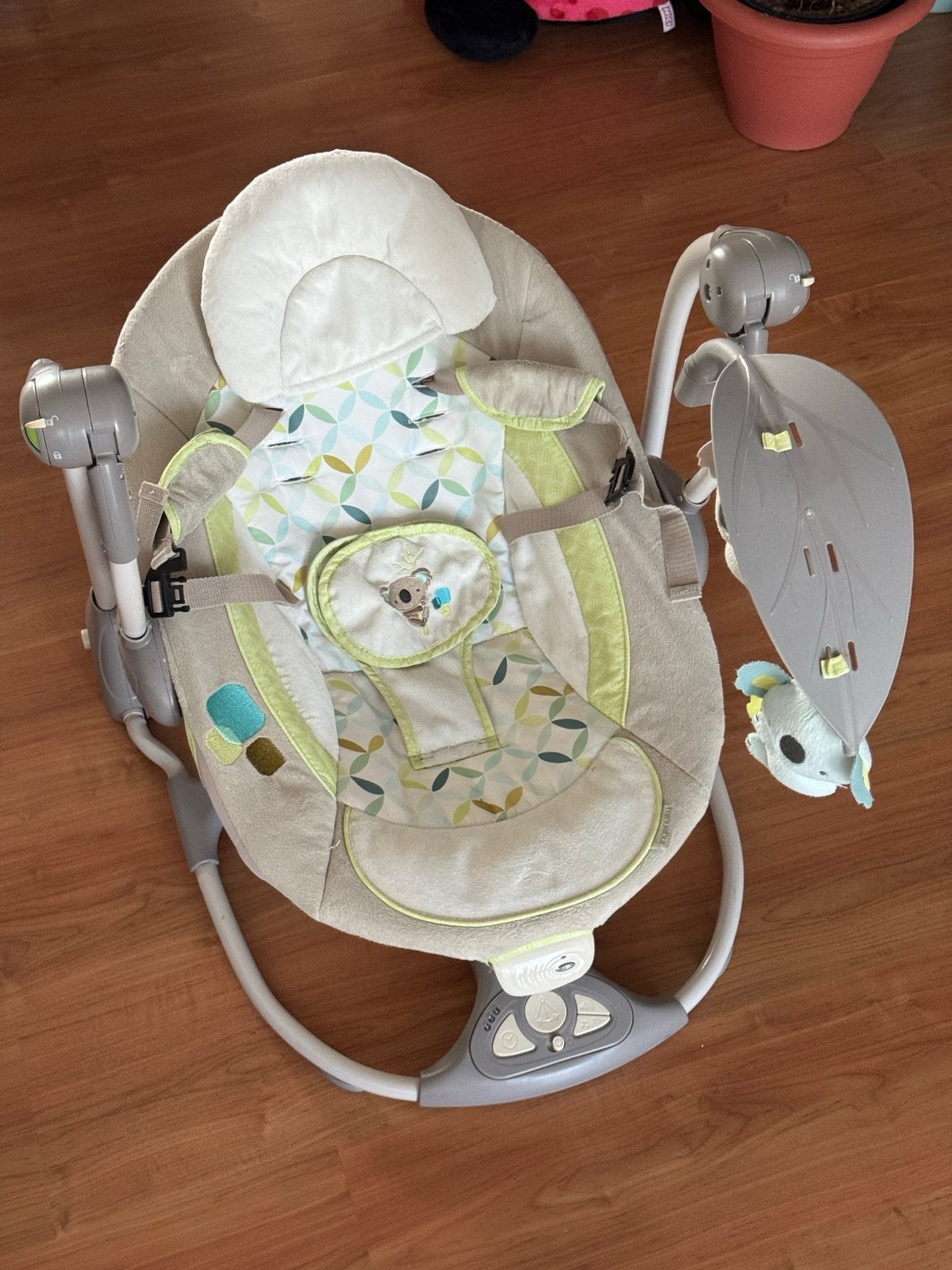 Ingenuity babyschommel met muziek en vibratie, Ophalen, Gebruikt