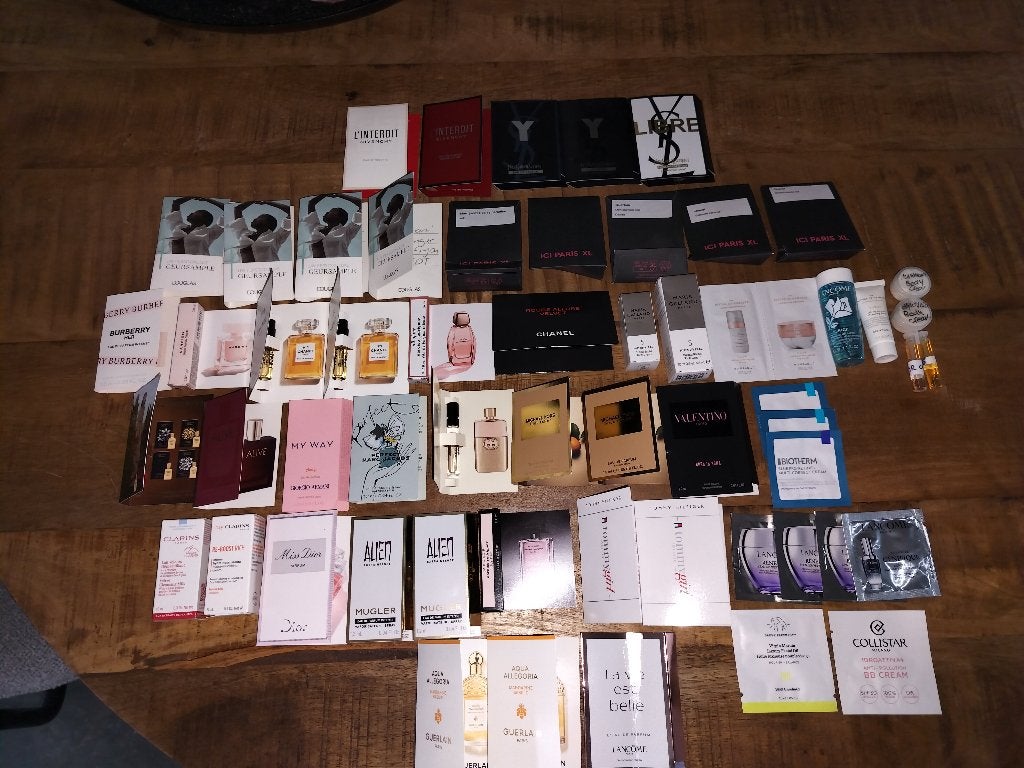 NIEUW meer dan 50mini prod samples proefjes oa Chanel Armani, Ophalen of Verzenden, Nieuw