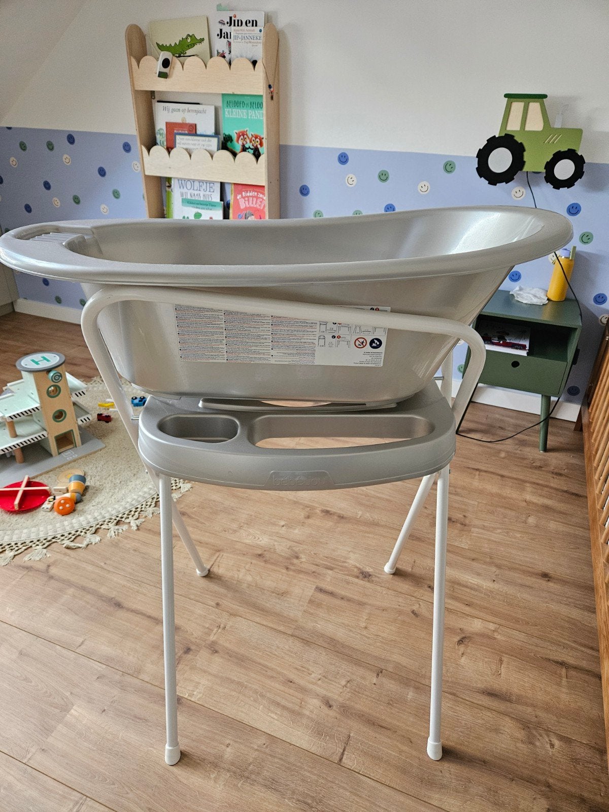 Bebe-Jou babybadje met standaard en afvoerslang, Kinderen en Baby's, Badjes en Verzorging, Ophalen, Gebruikt, Badje, Bébé-jou