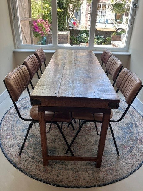 Robuuste eettafel van massief hout, Ophalen, Gebruikt, 50 tot 100 cm, Vijf personen of meer
