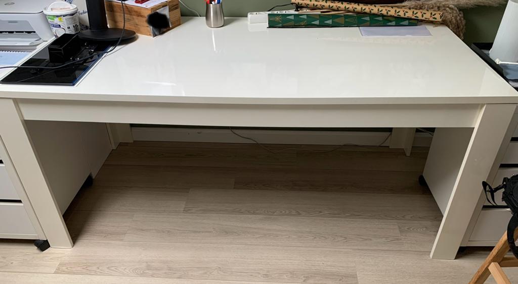 Eetkamertafel / bureau - gratis, Huis en Inrichting, Ophalen, Gebruikt, 180 cm, Overige merken