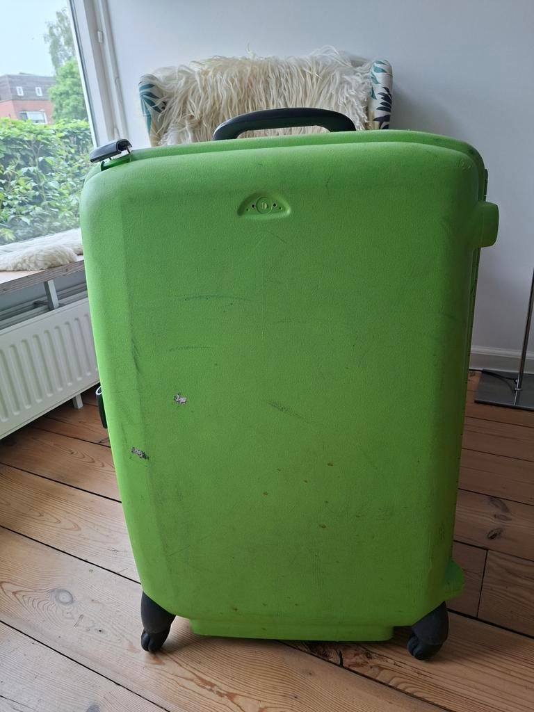 Samsonite koffer met 4 zwenkwielen., Ophalen, Gebruikt, Wieltjes