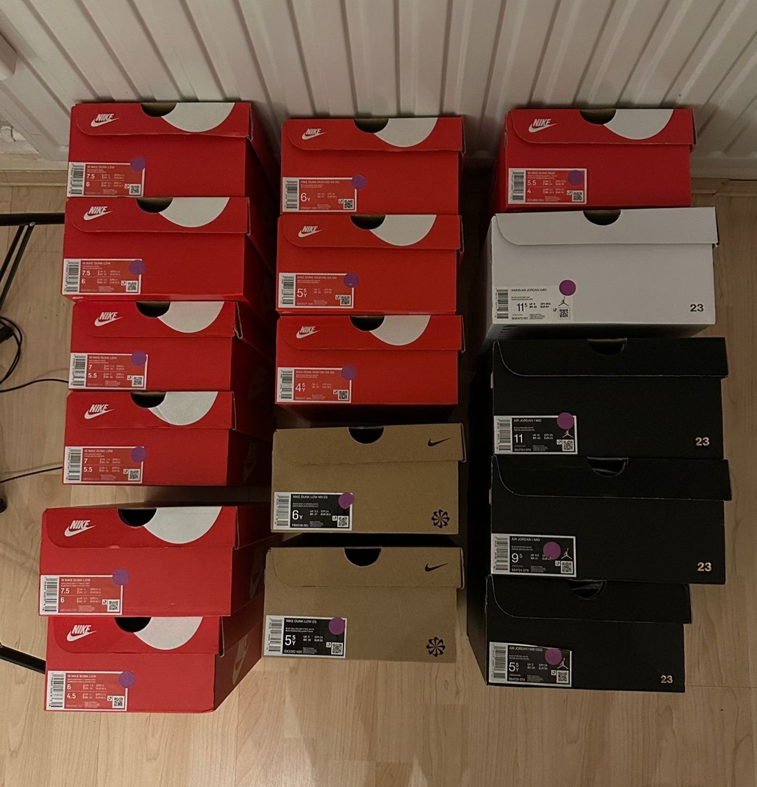 16 Paar Nike Dunks & Jordans - Diverse Maten, Ophalen of Verzenden, Nieuw, Overige kleuren, Sneakers of Gympen