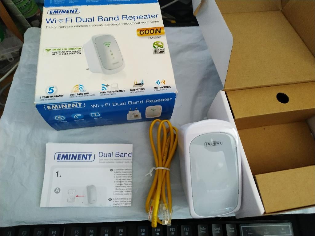 Eminent EM4592 Dual Band Wifi Versterker, Ophalen of Verzenden, Nieuw, Eminent