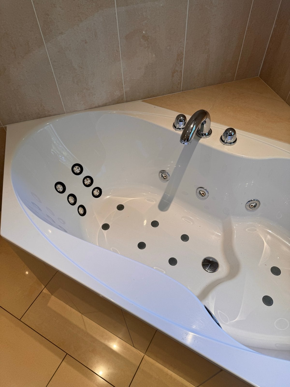 Hoek Jacuzzi Spa Bad 185x90cm Wit met Afstandsbediening, Ophalen, Gebruikt, Bad