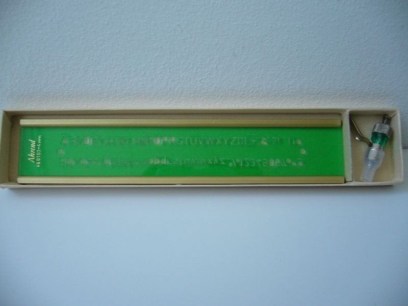 Ahrend 4 mm cijfer lettersjabloon 460103 jaren 70, Ophalen of Verzenden