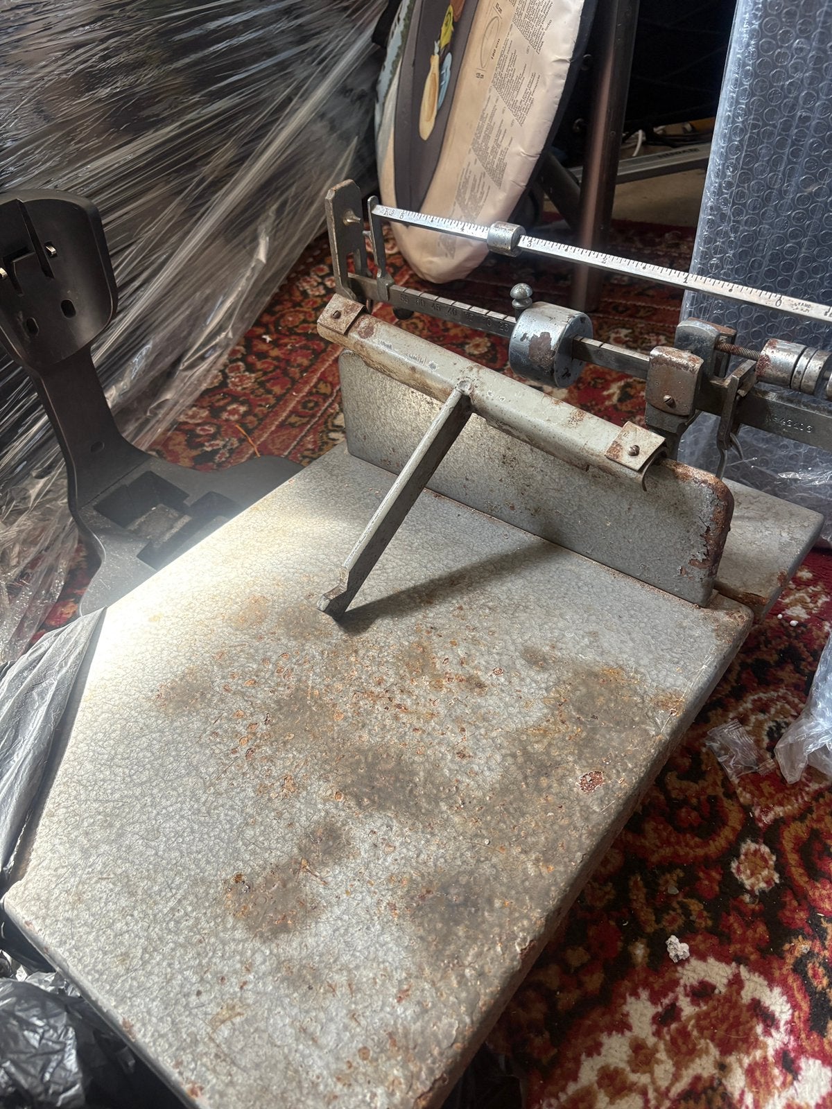 Antieke 60 kg boerenweegschaal uit Spanje plateauweegschaal, Ophalen
