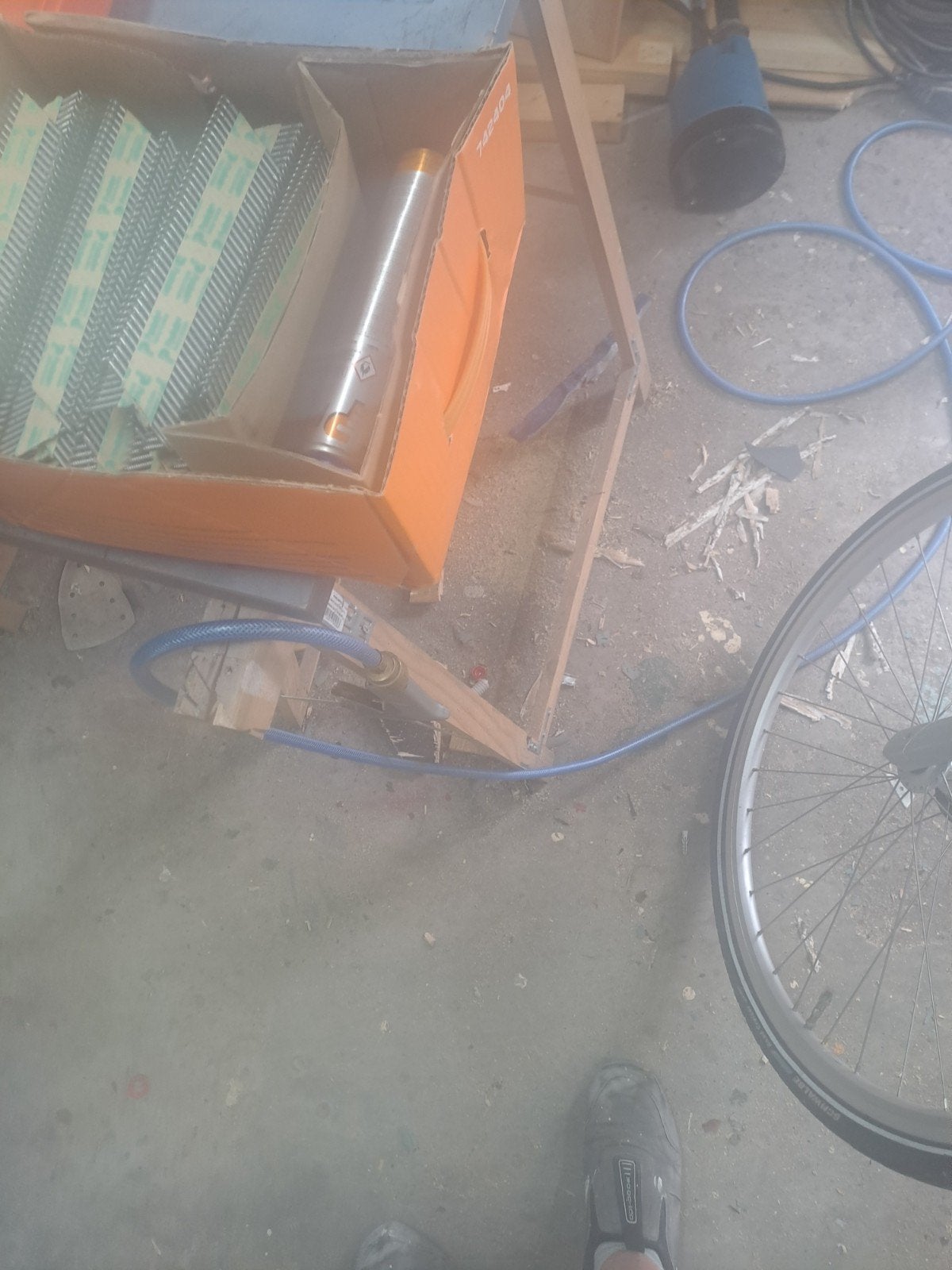 Paslode IM90i tacker met toebehoren, Ophalen of Verzenden, Gebruikt, Tacker/nietmachine, Overige merken