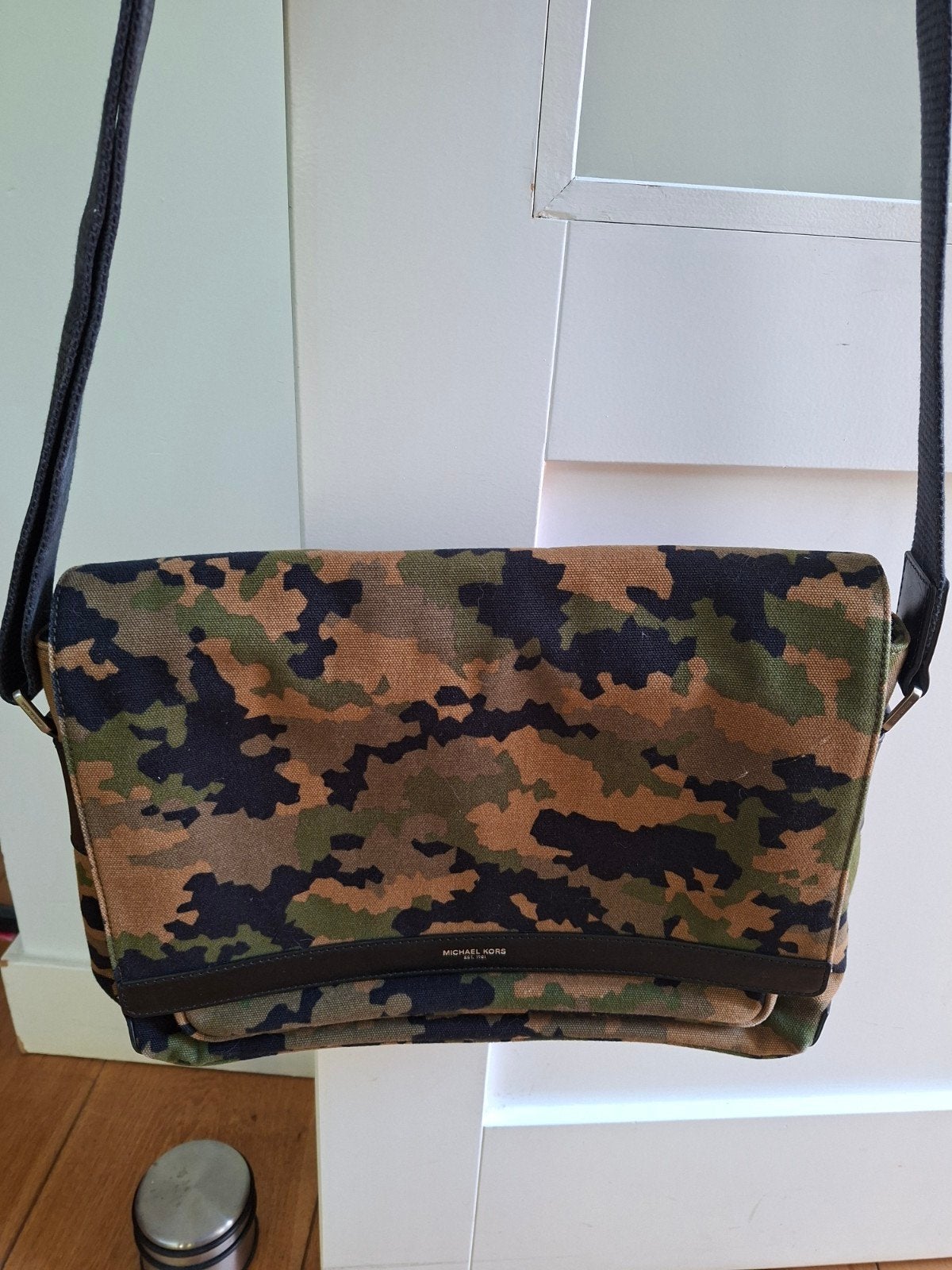 Michael Kors schoudertas camouflage print, Ophalen of Verzenden, Gebruikt, Groen, Overige merken
