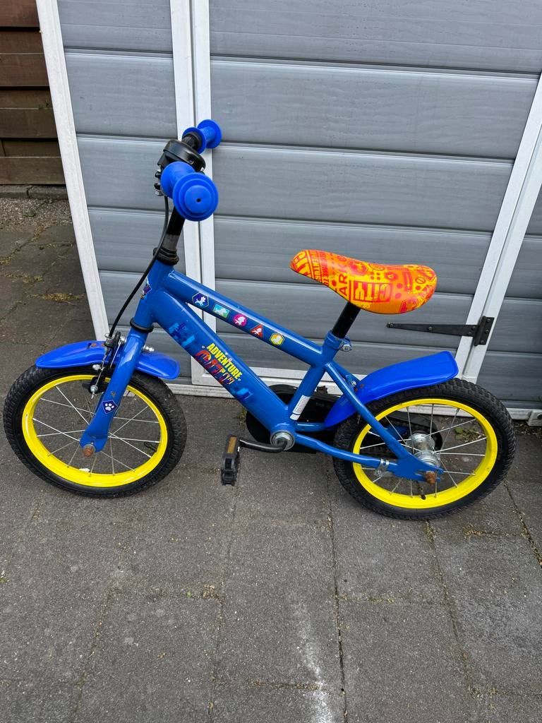 Paw patrol Kinderfiets 14 inch inclusief met zijwieltjes, Fietsen en Brommers, Fietsen | Kinderfietsjes, Ophalen, Zijwieltjes