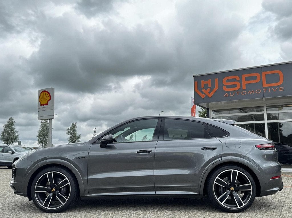 Porsche Cayenne Coupé 3.0 E-Hybrid|Matrix|Pano|lucht|HUD|22, Automaat, Cayenne, Gebruikt, Leder