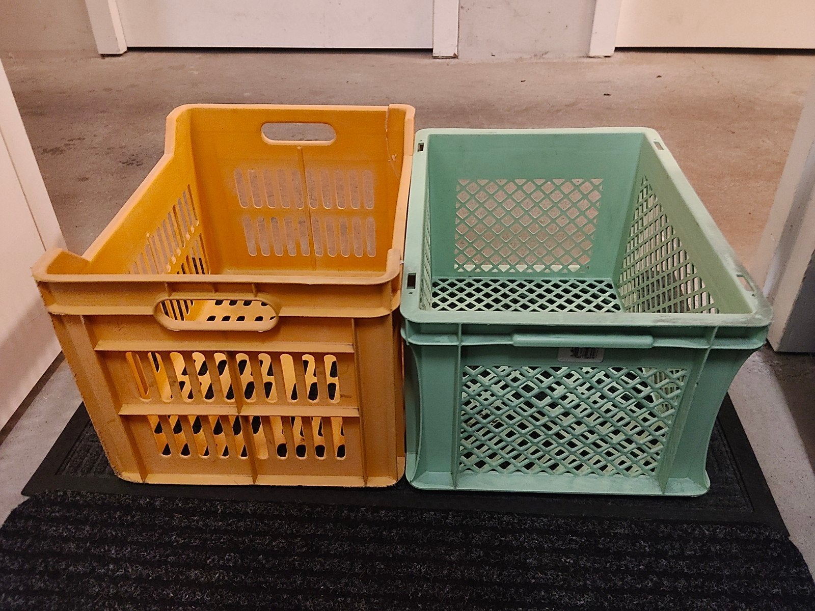 Gebruikte Krat Geel of Groen, Gebruikt, 40 tot 60 cm, 50 tot 75 cm, Ophalen of Verzenden