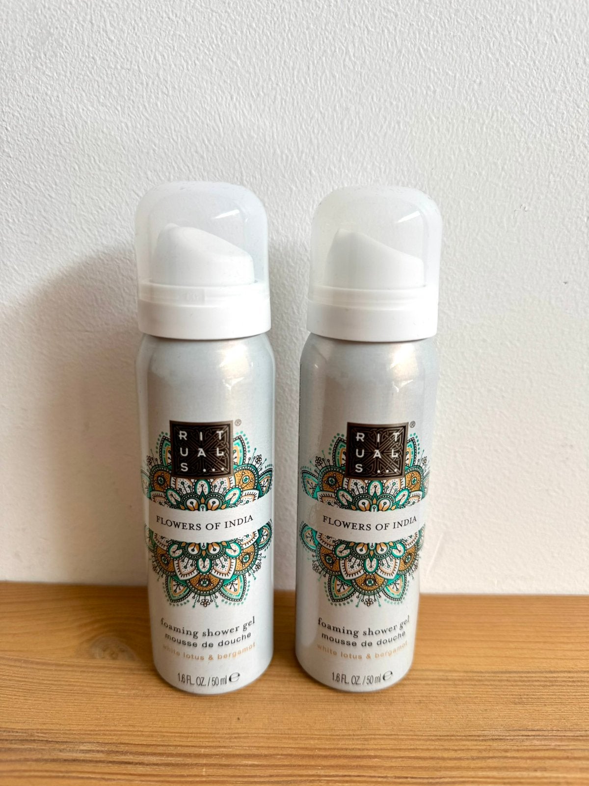 Nieuw Rituals Flowers of India mini douche foam 50ml 9x, Verzenden, Nieuw, Bad & Douche