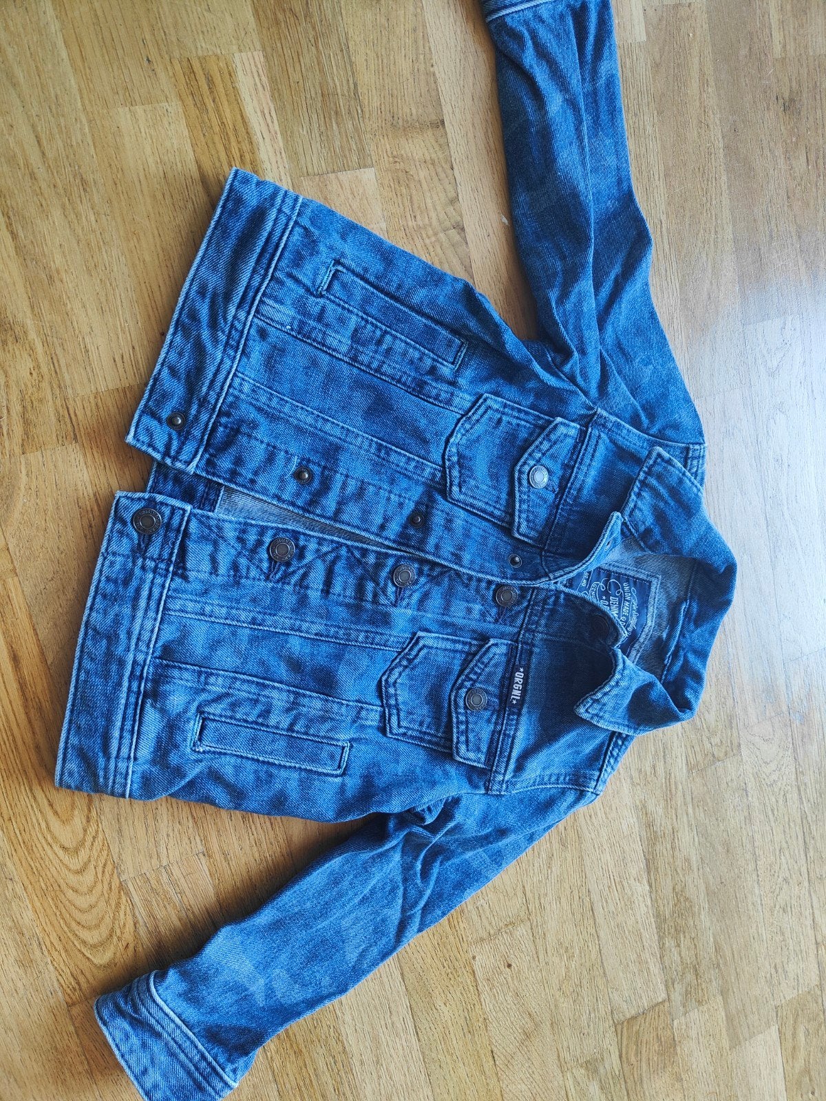 Stoere spijkerjas voor kinderen - Maat 98, Ophalen of Verzenden, Gebruikt, Onbekend, Jongen of Meisje