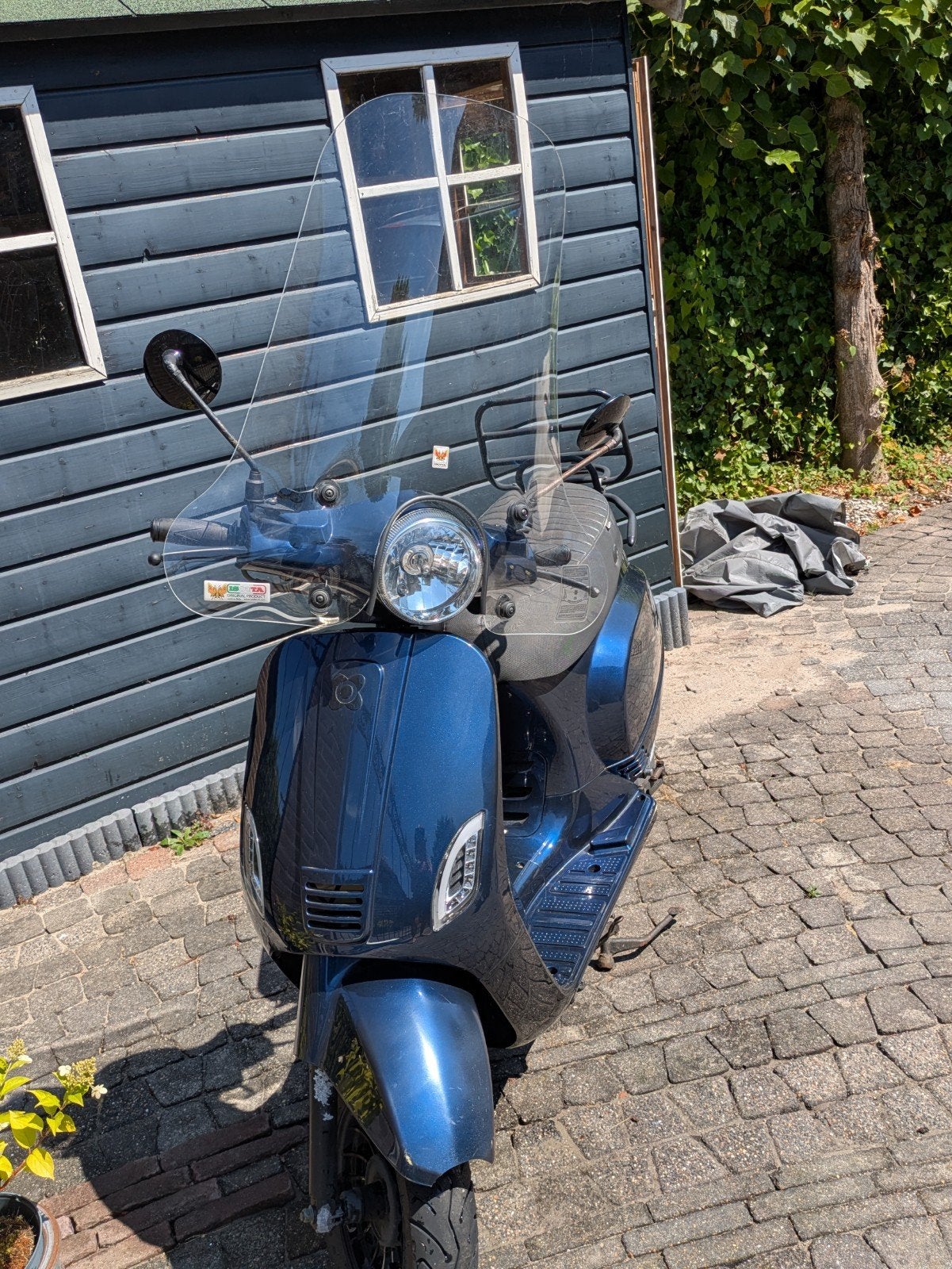 Bromscooter AGM V50 te koop. Weinig km, Midnight Blue, Ophalen, Gebruikt, Maximaal 45 km/u, Agm