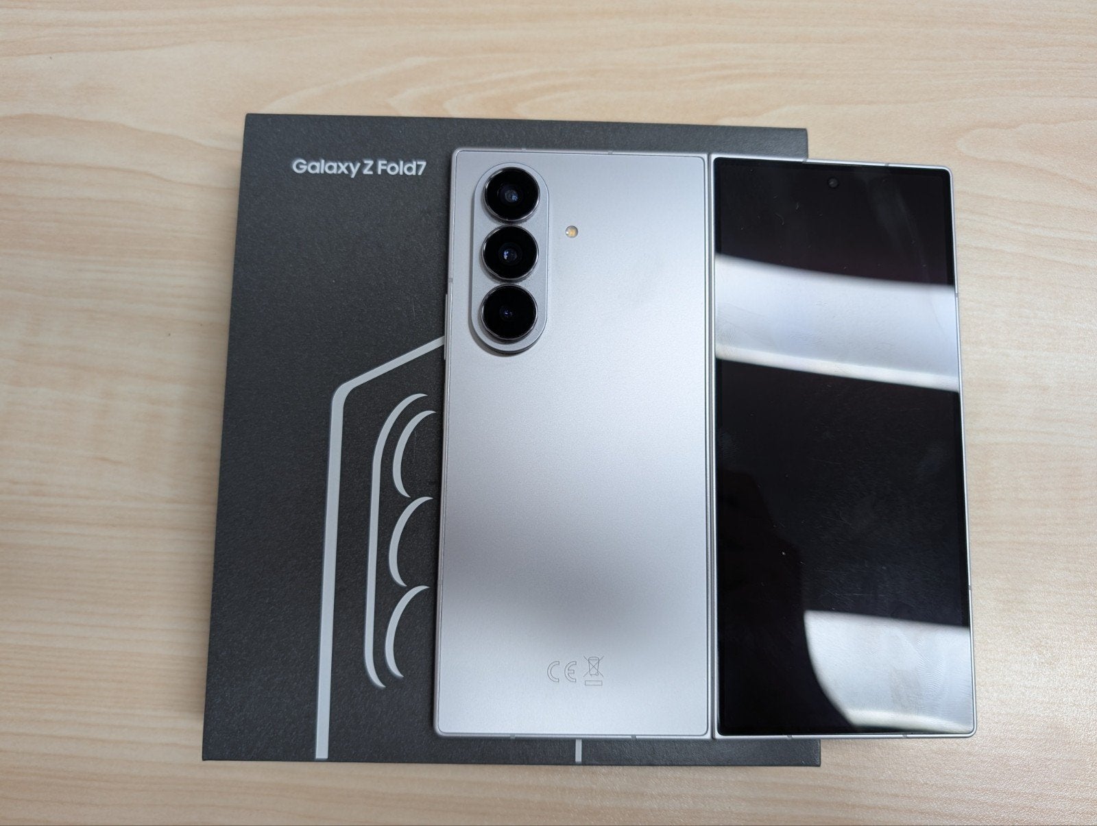 Samsung Galaxy Fold 7 - 256GB - Silver - ZGAN, Telecommunicatie, Mobiele telefoons | Samsung, Touchscreen, Ophalen of Verzenden