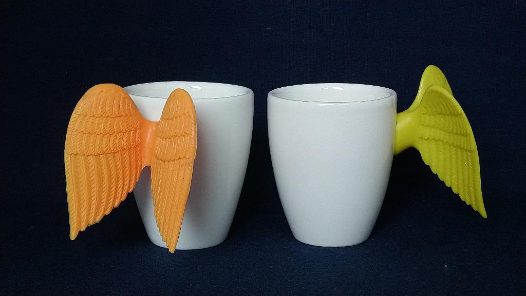 Pylones - espressokopjes met kunststof vleugeltjes, Ophalen of Verzenden, Porselein, Overige stijlen, Kop(pen) en/of Schotel(s)