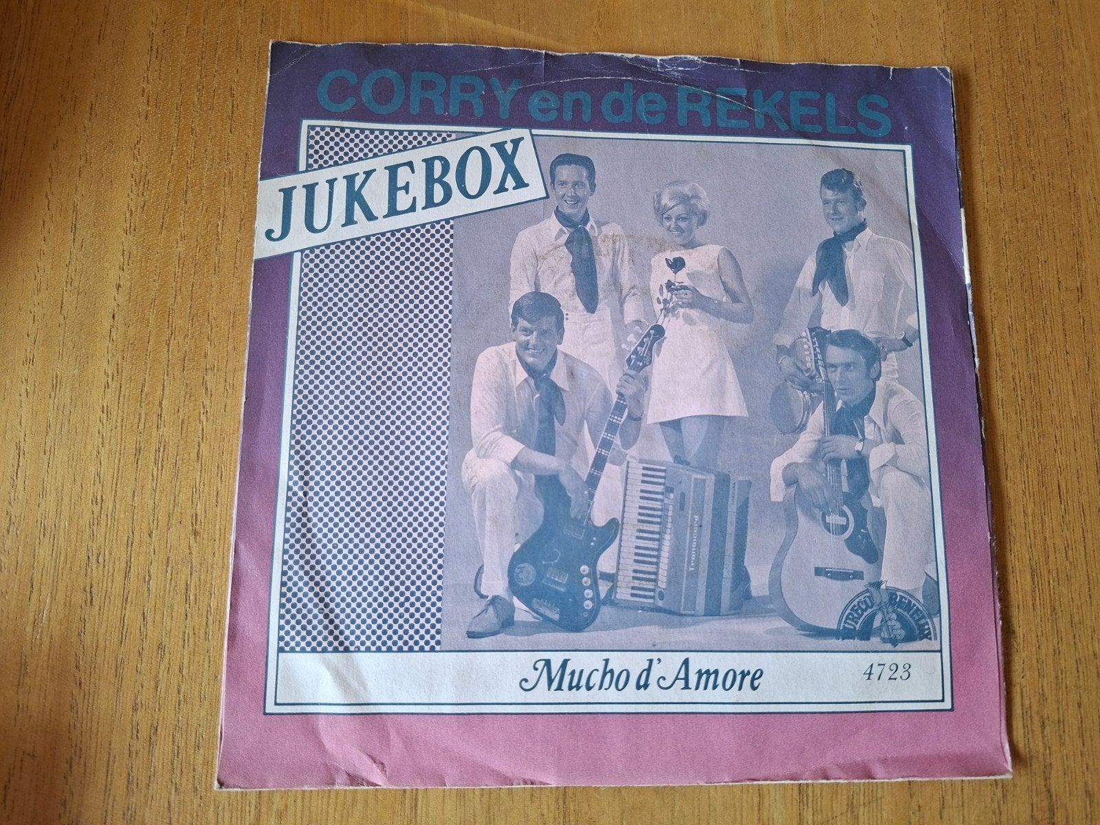 Corry en de Rekels - Jukebox / Mucho d' Amore, Ophalen of Verzenden, Gebruikt, Overige formaten, Levenslied of Smartlap