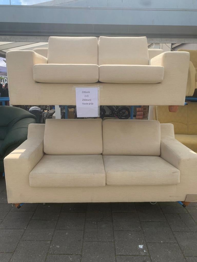 Comfortabele 2+3 zitsbanken set - Crème stof, Modern, Comfortabel, Gebruikt, Driepersoons, 75 tot 100 cm