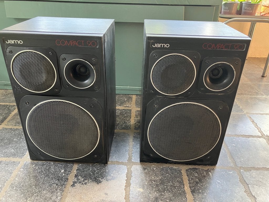 Jamo Compact 90 speakers zwart gebruikt, Ophalen, Gebruikt, 60 tot 120 watt, Boekenplank luidspreker
