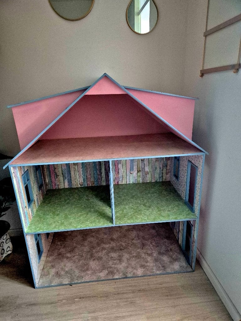 Groot houten poppenhuis, 3 etages, goede kwaliteit, Ophalen, Gebruikt, Poppenhuis