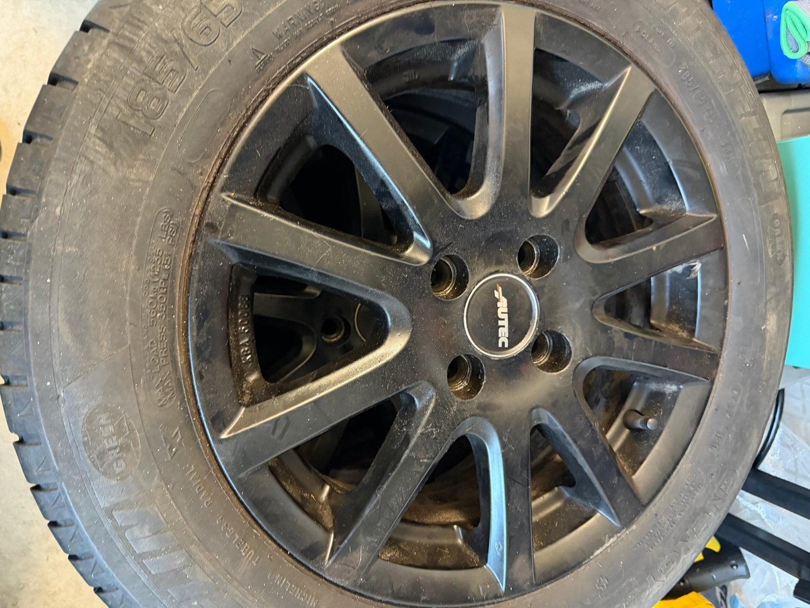 Opel Corsa C velgen met goede banden, Ophalen