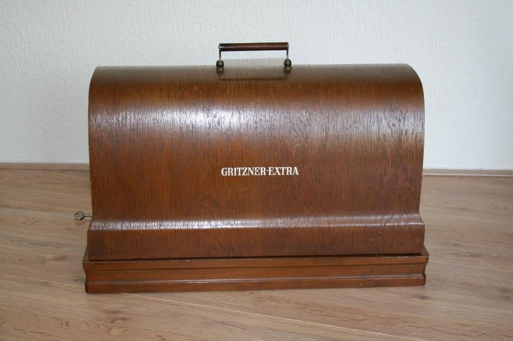 Nette handnaaimachine Gritzner - Extra, Ophalen, Gebruikt, Naaimachine, Overige merken