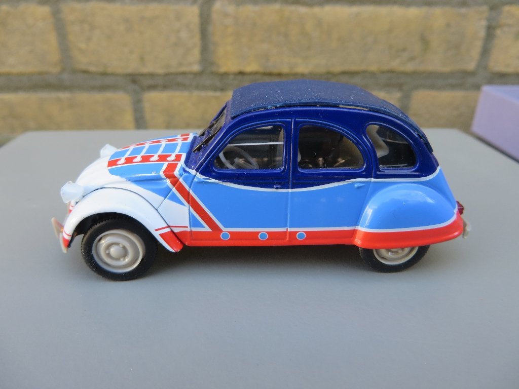 Norev Citroën 2CV 6 Basket, Ophalen of Verzenden, Zo goed als nieuw, Auto, Norev