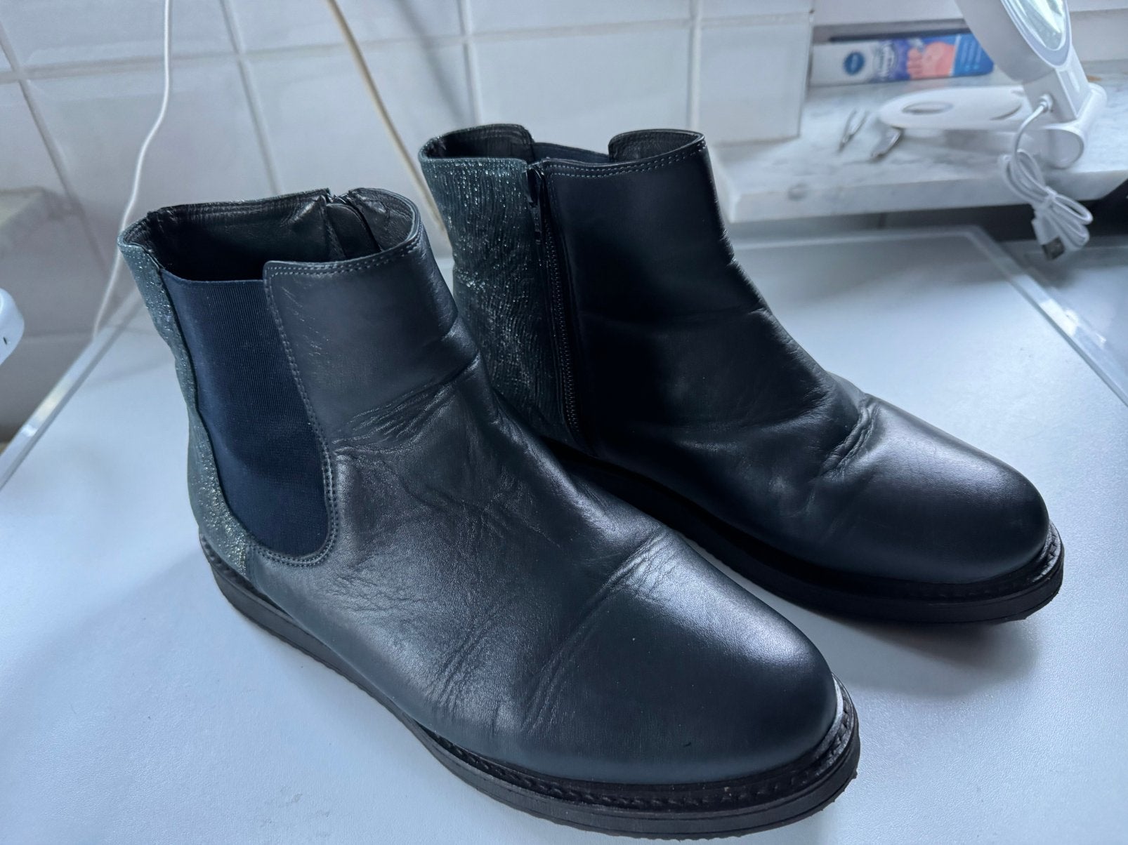 Enkellaarsjes 39 K, Kleding | Dames, Schoenen, Ophalen of Verzenden, Zo goed als nieuw, Zwart