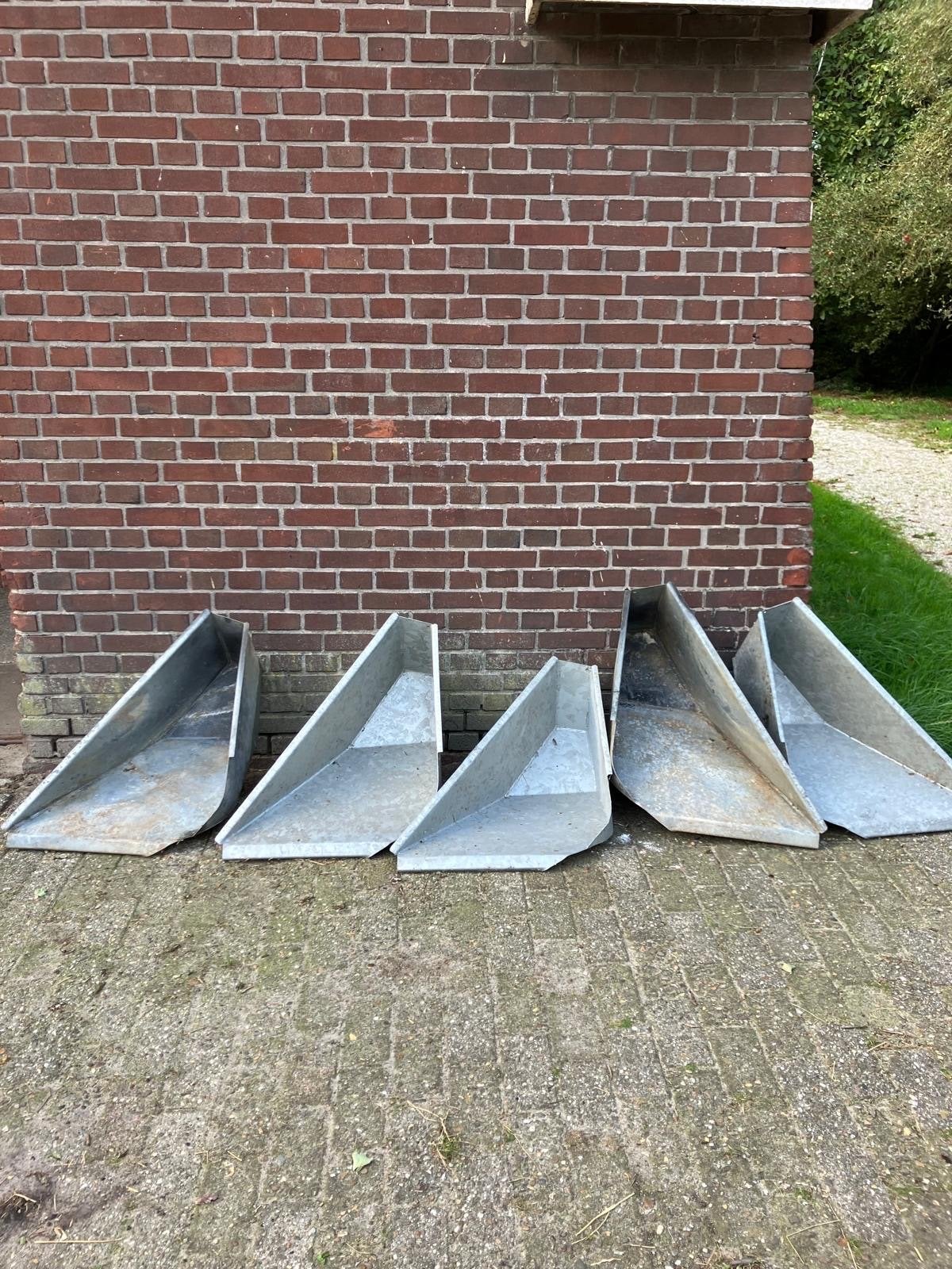 Voerbakken voor visgraat melkstal, Dieren en Toebehoren