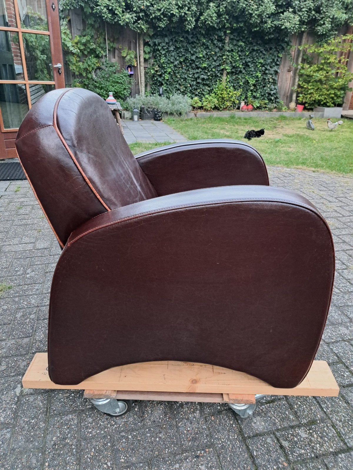 koloniaal Fauteuil, Ophalen