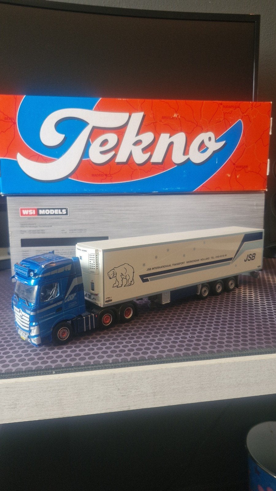 Mercedes swijnenburg, Hobby en Vrije tijd, Modelauto's | 1:50, Ophalen of Verzenden, Zo goed als nieuw, Bus of Vrachtwagen, Wsi