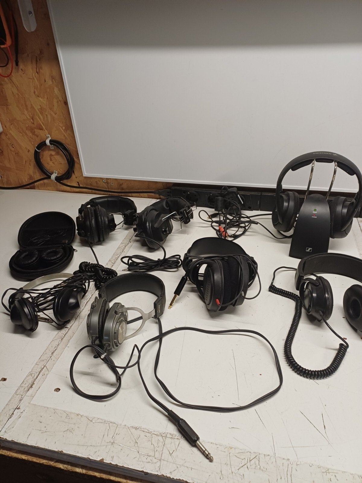 Partij van 8 koptelefoons: Sennheiser, Philips, Onkyo e.a., Ophalen of Verzenden, Gebruikt, Overige merken